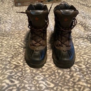 Mens Columbia cold weather 10.5